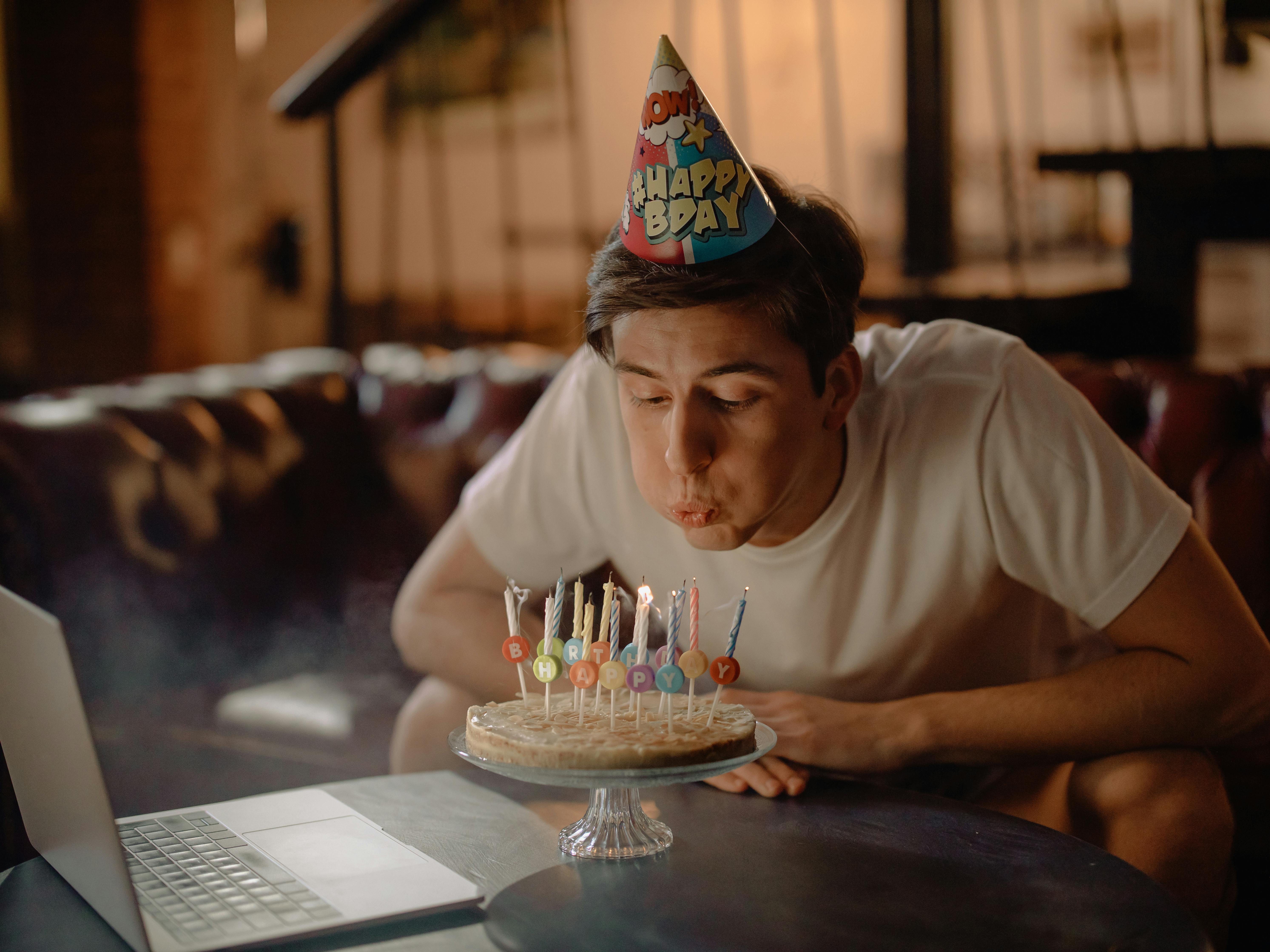 employee celebrating birthday remotely 